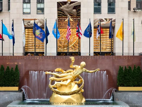 Guide menant la visite de l'art et de l'architecture du Rockefeller Center